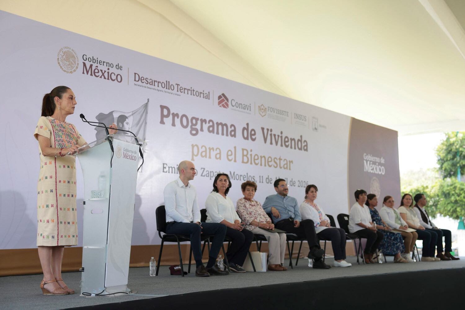 Emiliano Zapata, Morelos, México, 11 de abril de 2026. La doctora Claudia Sheinbaum Pardo, presidenta Constitucional de los Estados Unidos Mexicanos en Vivienda para el Bienestar. Emiliano Zapata, Morelos. | Foto: Gabriel Monroy / Presidencia
