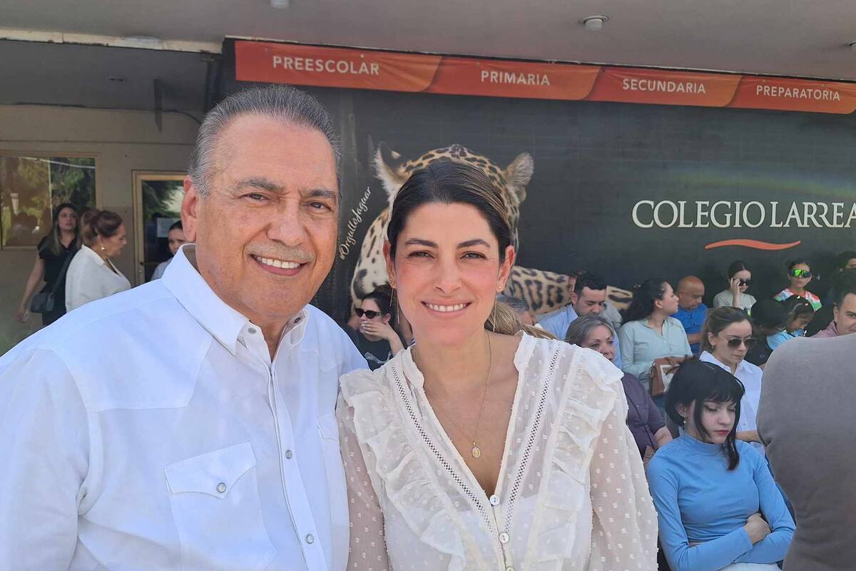 Elecciones en Sonora: Manlio Fabio Beltrones llega a votar