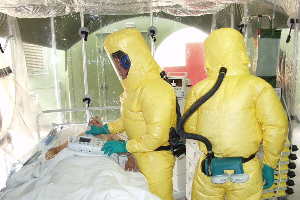 Ébola infecta a 30 personas y mata a 15 en Guinea y RD del Congo: CDC de África