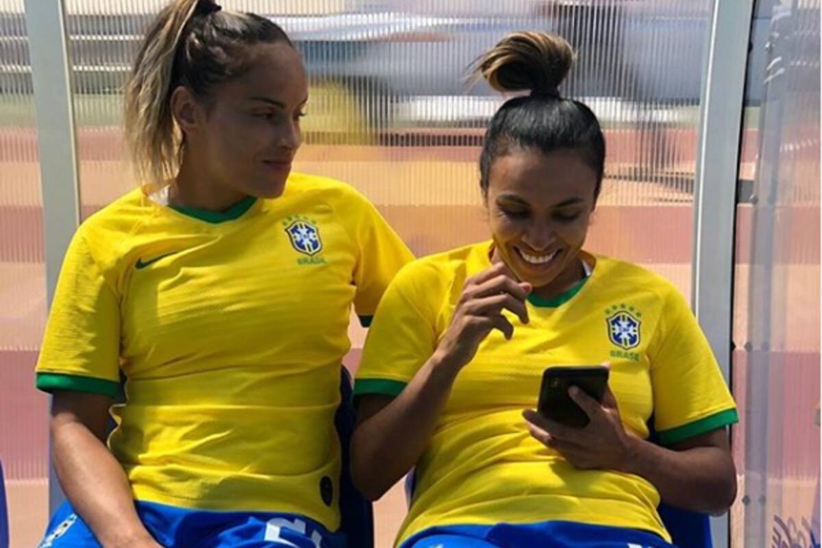 Marta, a las jóvenes: "Tienes que llorar al principio para sonreír al final"