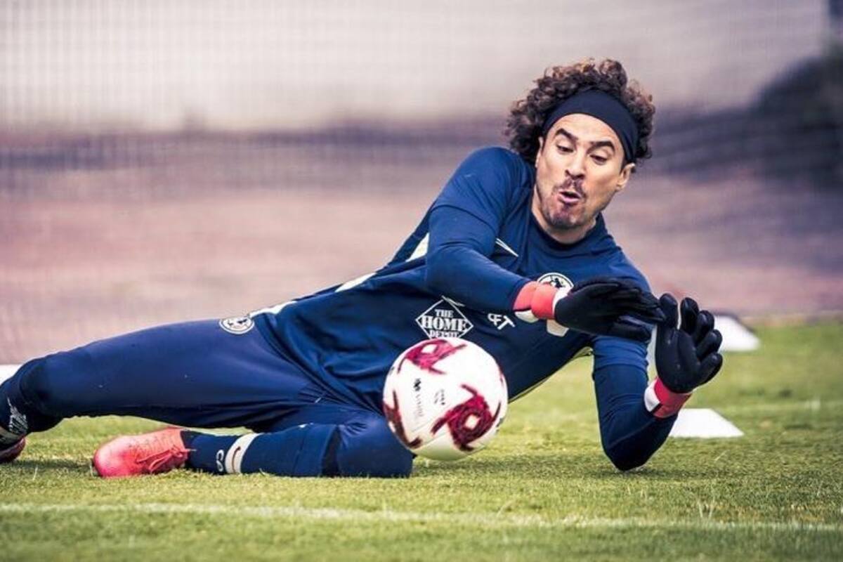 ¡Esperan por "Memito"! Ochoa podría estar listo para el duelo ante Tigres