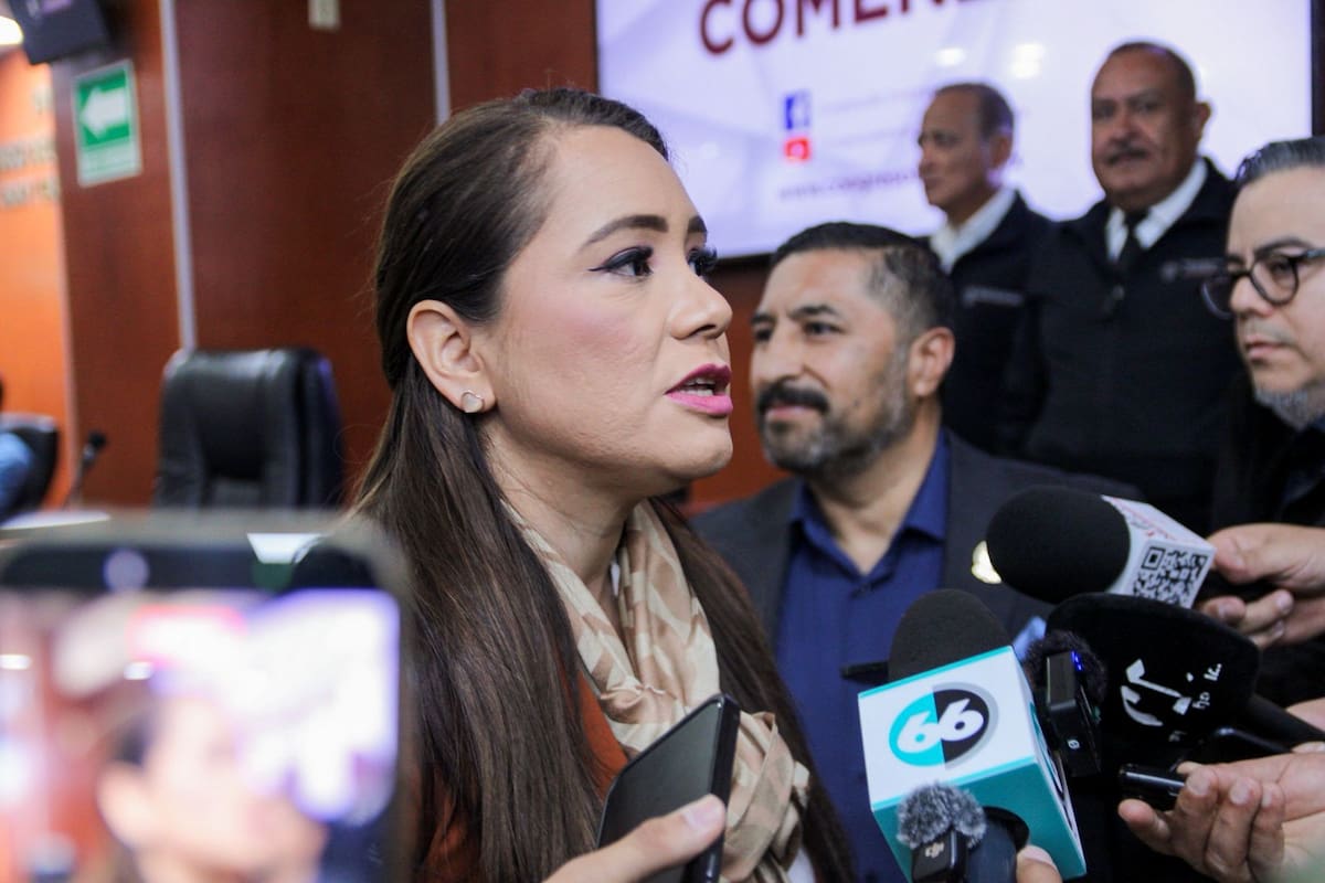 Diputada Ang reitera que aclarará situación con EEUU