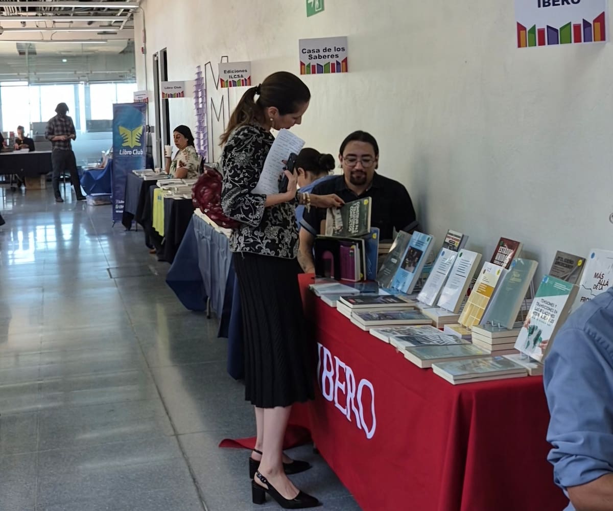 28, 29 y 30 de septiembre presentarán publicaciones la Segunda Feria del Libro Jurídico en Tijuana, que reúne publicaciones y especialistas del Instituto de Investigaciones Jurídicas. Foto: Michelle Castillo