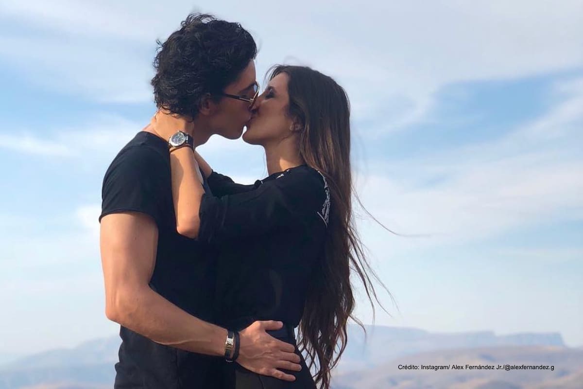 Alex Fernández retrasa su boda con Alexia Hernández