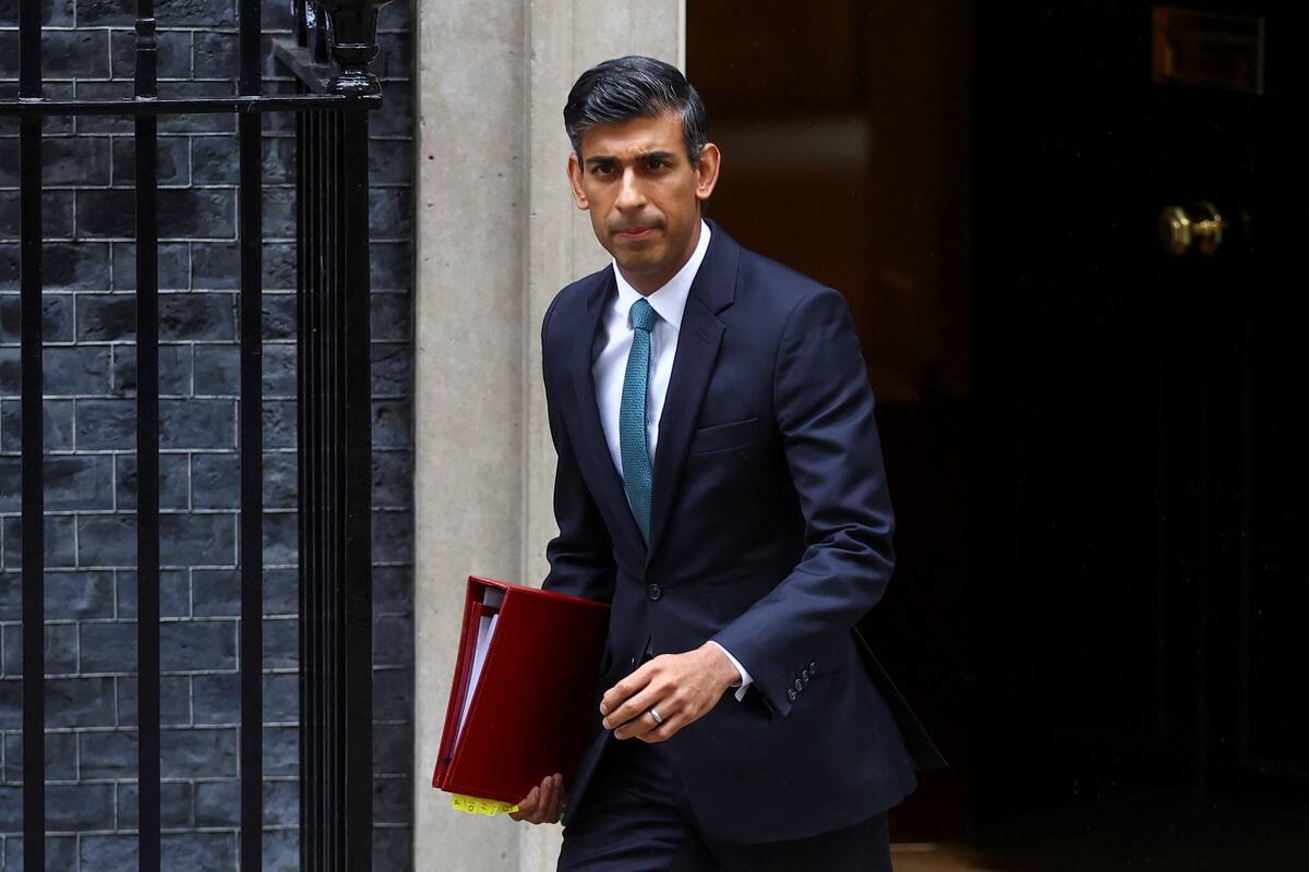 Primer ministro británico, Rishi Sunak, de origen indio, quiere menos migrantes