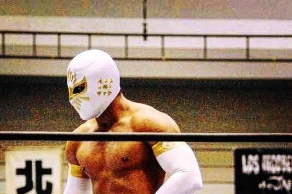 Místico afirma que sigue con el CMLL