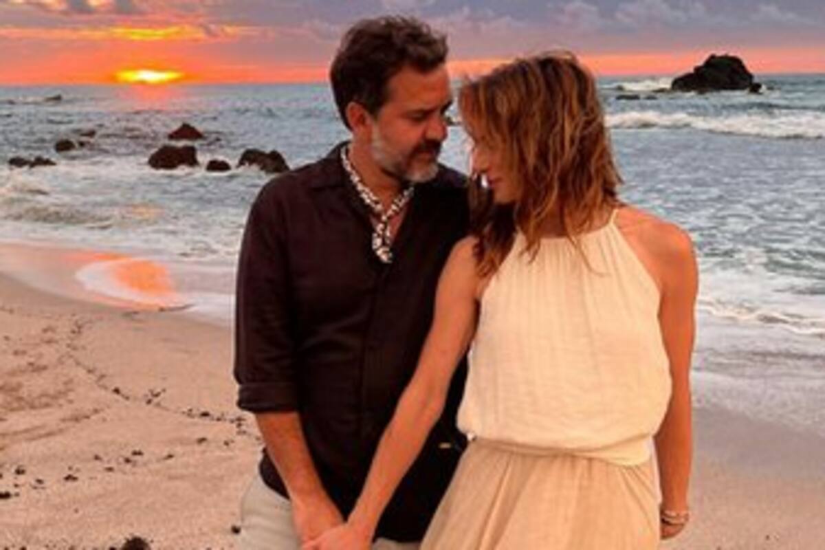 Silvia Navarro y Flavio Medina confirman romance con fotos en la playa