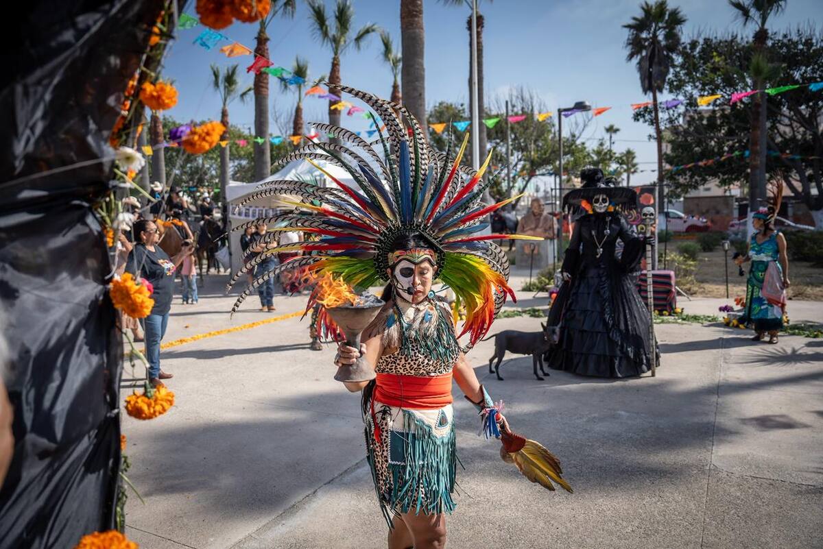 Familias y visitantes disfrutaron de actividades culturales, artísticas y gastronómicas. Foto: Border Zoom