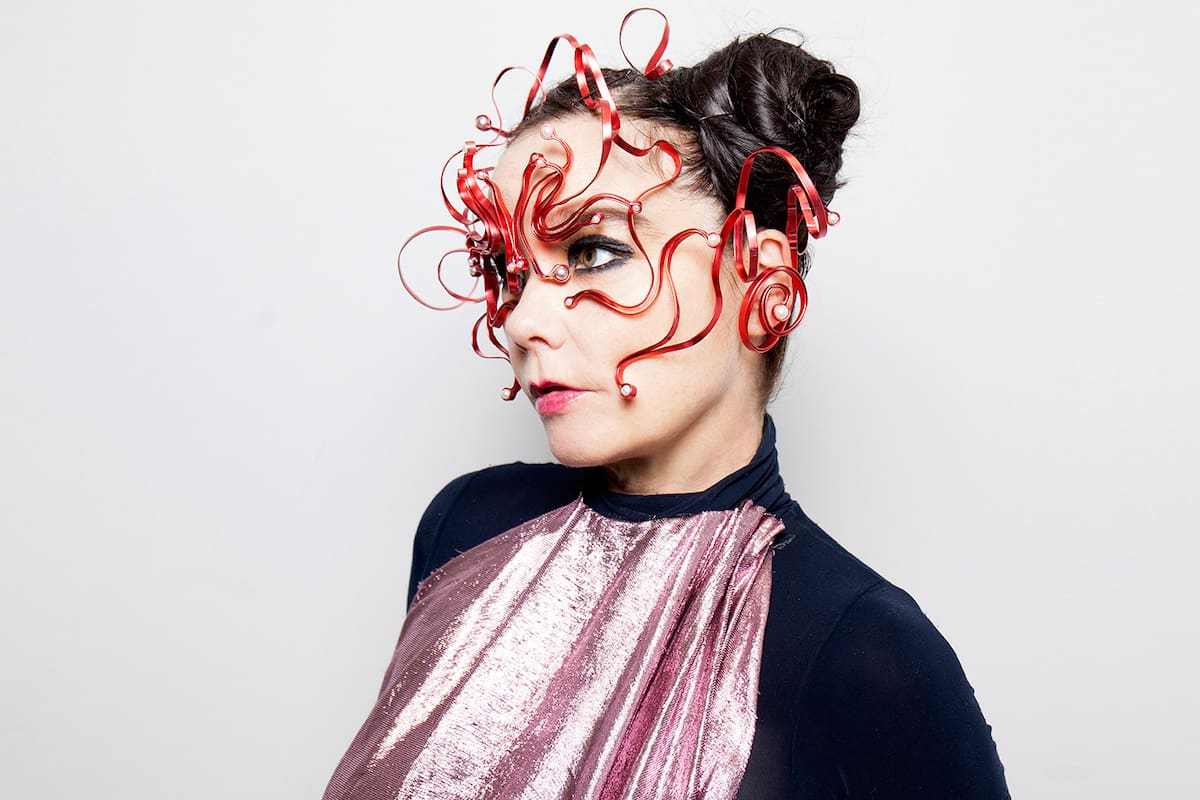 Björk prefiere las residencias musicales para ¨tener una vida real¨
