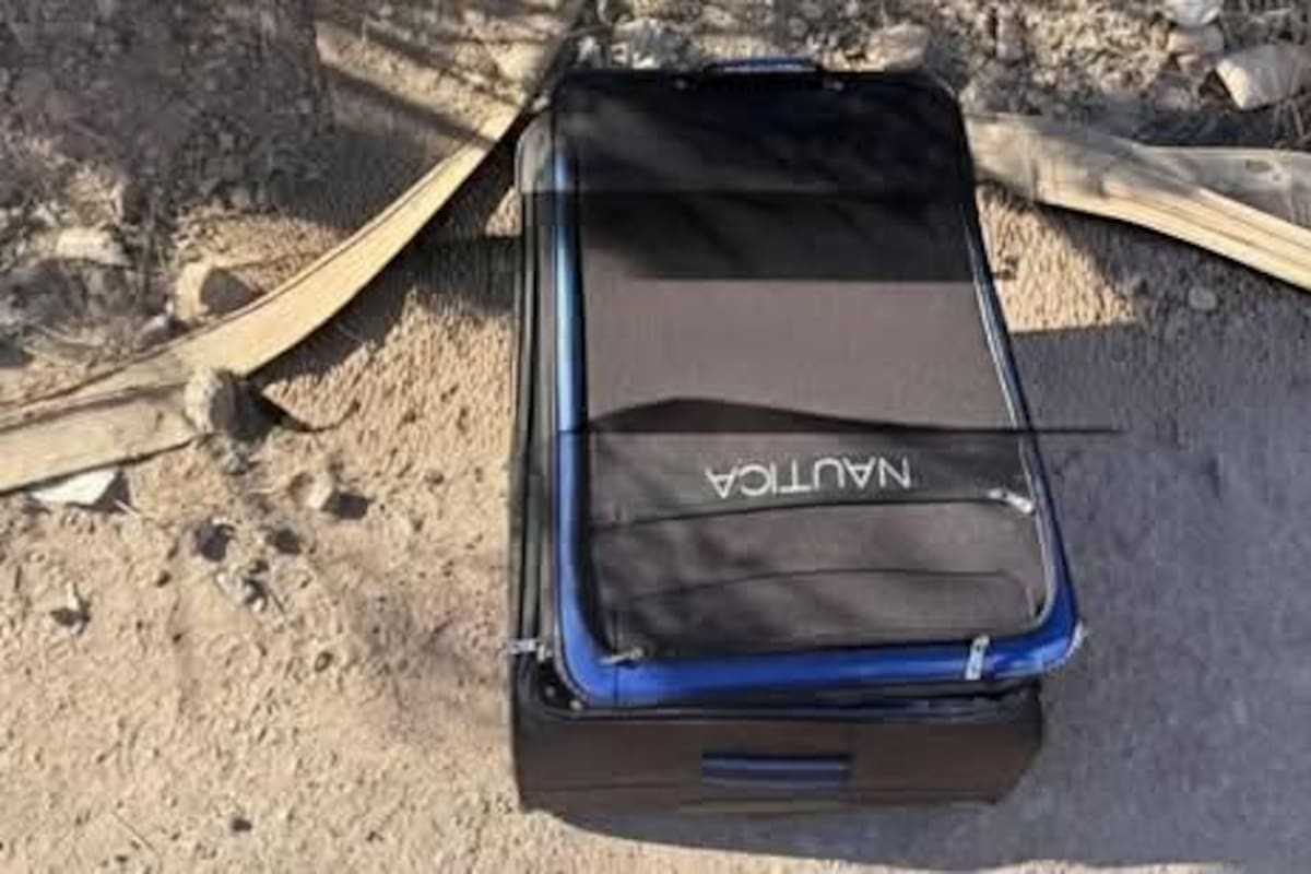 Localizan sin vida a una mujer dentro de una maleta en las cercanías de la colonia Colinas del Yaqui en Nogales