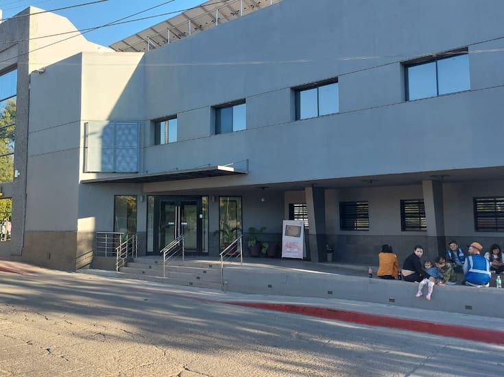 Reportan estudiantes intoxicados con bebidas alcohólicas y posibles narcóticos