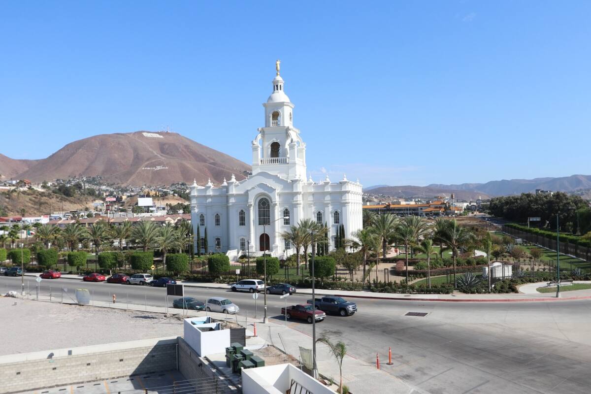 Reanundan misas presenciales en iglesias de Tijuana