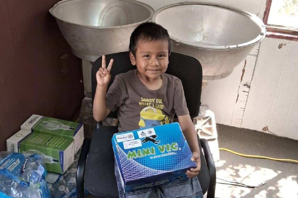 Regalarán zapatos en apoyo a familias de Primo Tapia en Rosarito