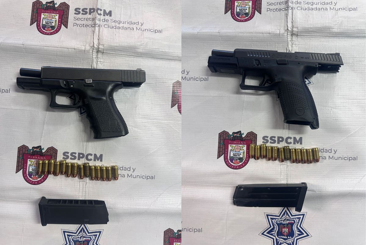 A los detenidos les fueron aseguradas dos armas calibre .380 abastecidas con 12 y 14 cartuchos.