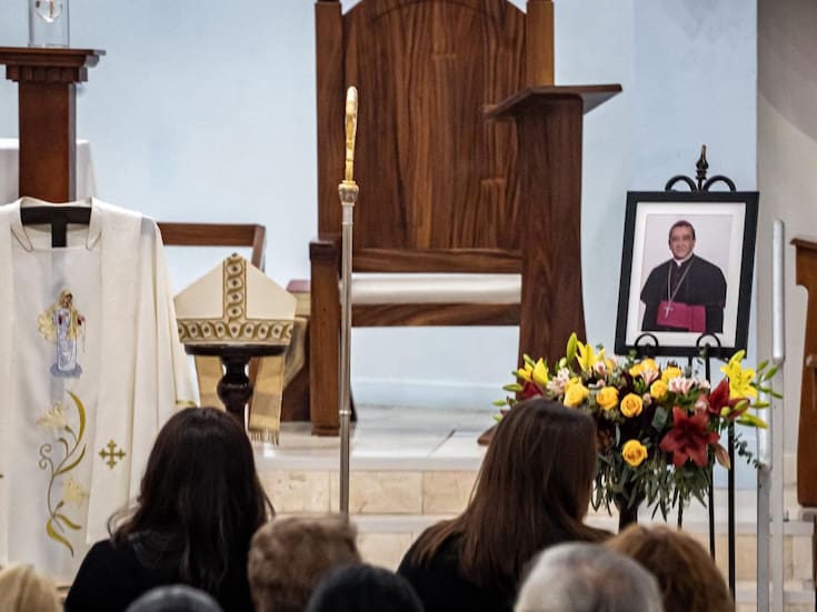 Darán el último adiós al arzobispo Francisco Moreno Barrón