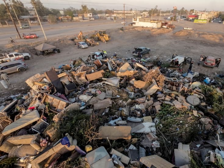 Histórico acopio de muebles viejos en Mexicali