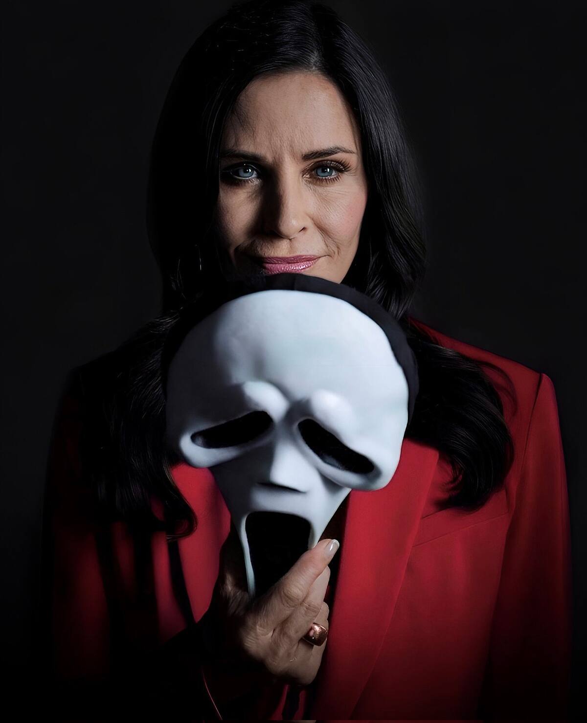 Courtney Cox ha participado en las seis películas de “Scream” / Cuenta de X: @HollywoodHandle
