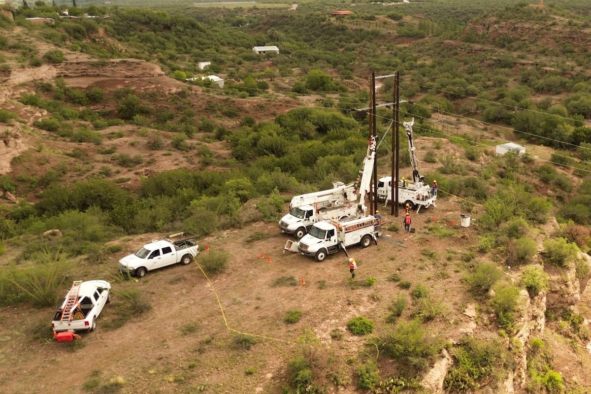CFE realiza más de 3 mil trabajos de mantenimiento en la Sierra Alta de Sonora para mejorar el suministro eléctrico en ocho municipios
