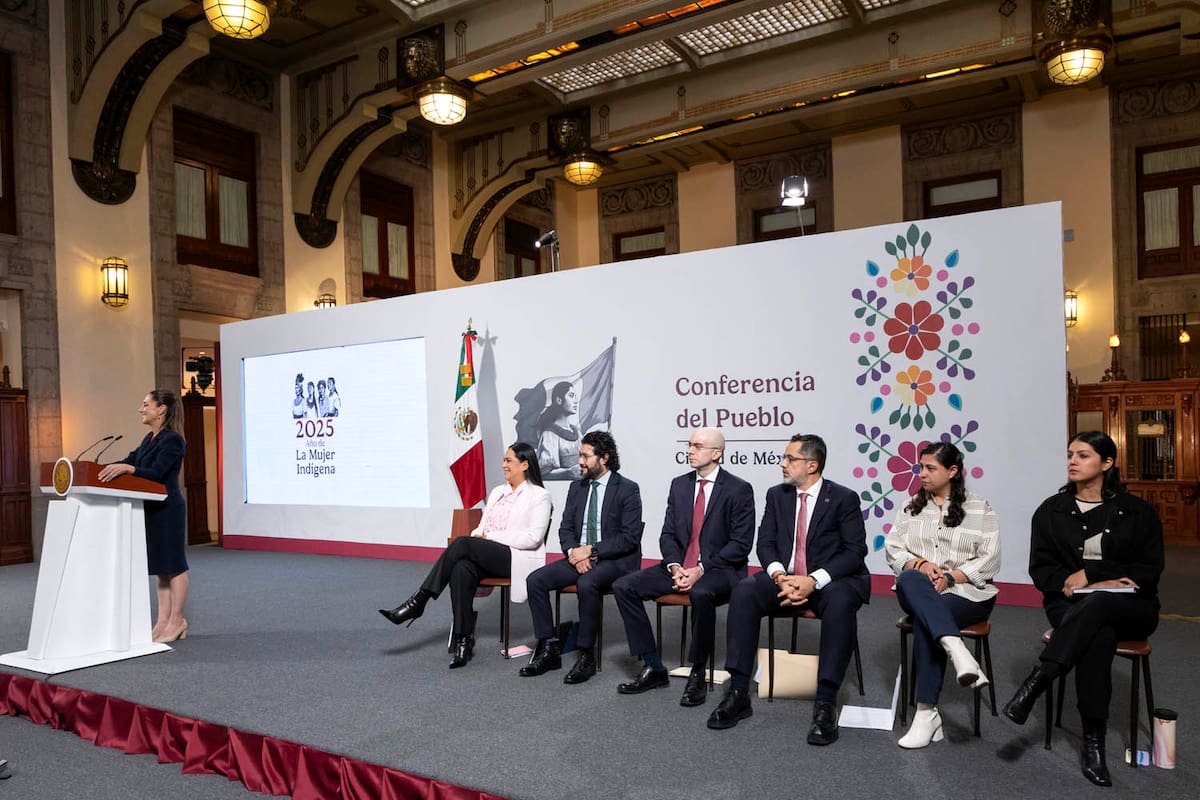 Cuauhtémoc, Ciudad de México. 7 de julio 2025. La presidenta constitucional de los Estados Unidos Mexicanos, la Doctora Claudia Sheinbaum Pardo en conferencia de prensa matutina. | Foto: Juan Carllos Buenrostro/Presidencia