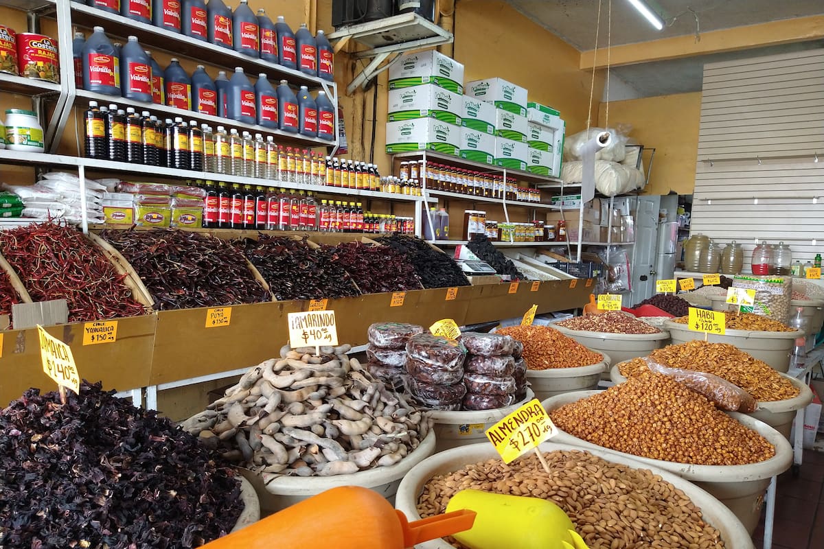 Aumentan 44% de los bienes de consumo su precio