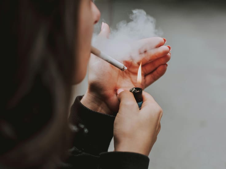 En México 74.8% de las personas fumadoras quiere dejar el tabaco, pero solo 18% recibe apoyo médico, expertos alertan rezagos en salud pública y aumento del vapeo juvenil