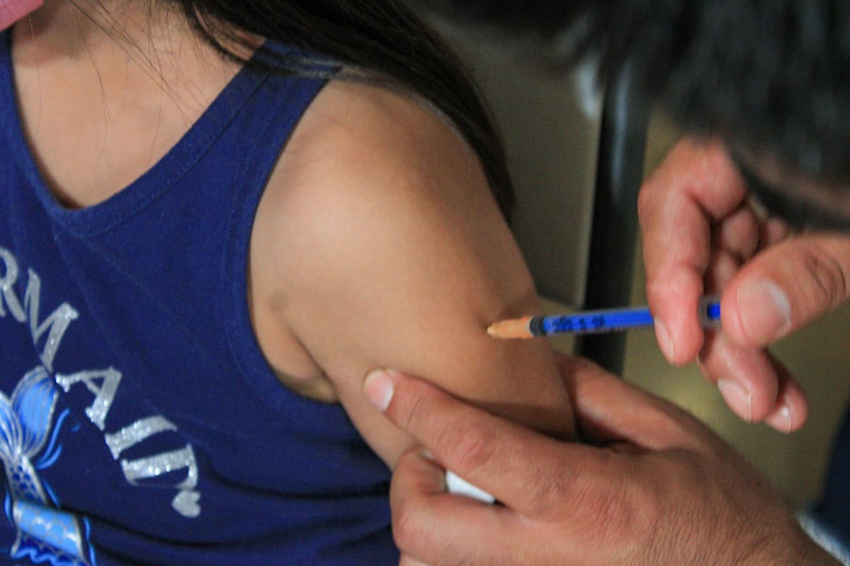 La vacuna contra el Virus del Papiloma Humano (VPH) está disponible para estudiantes de primero y segundo de secundaria. Foto: Cortesía