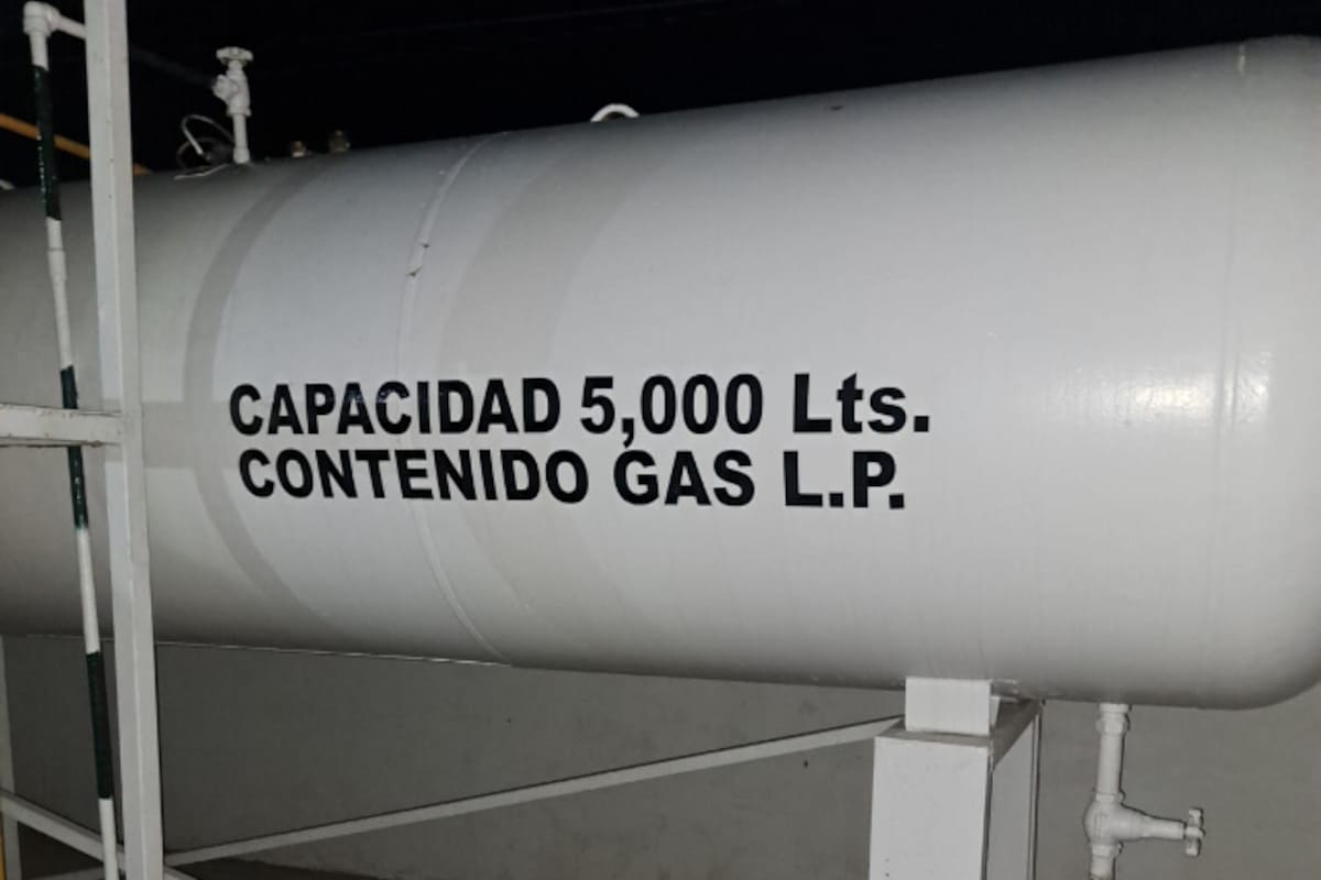 Fuga de gas en planta moviliza a Bomberos; no hay lesionados