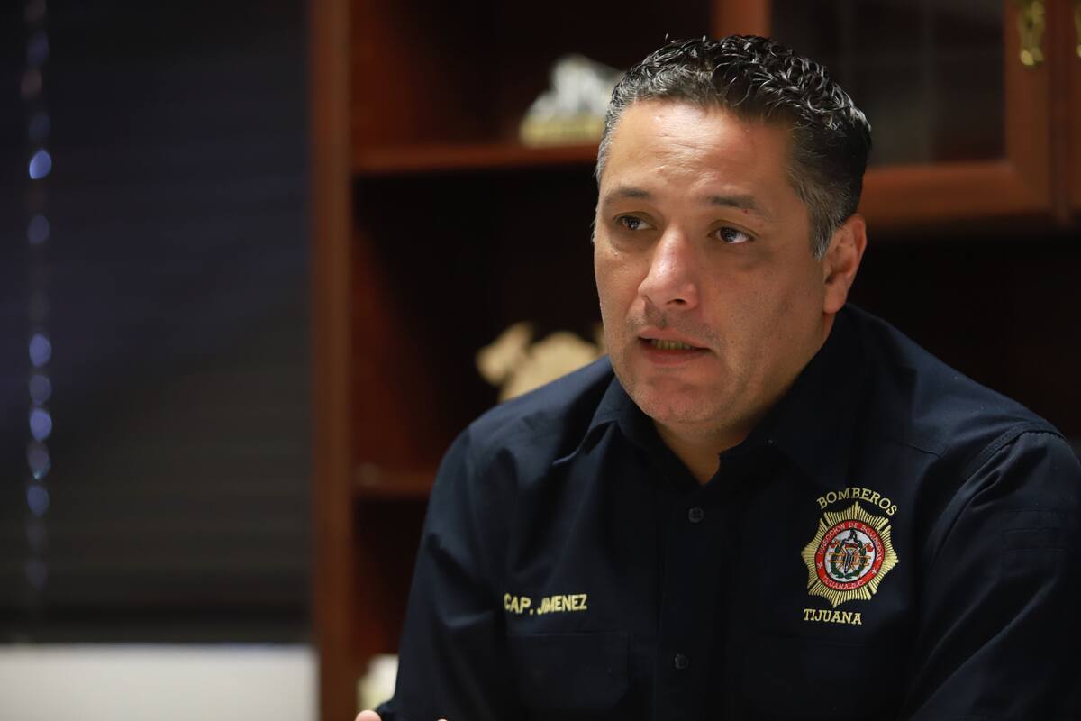 Separan del cargo a director de Bomberos de Tijuana