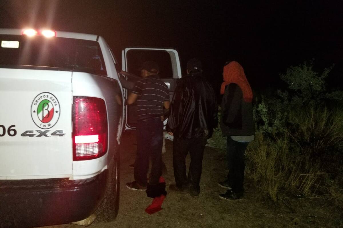Rescatan a 4 migrantes en cañón de Las Zorras en Tecate