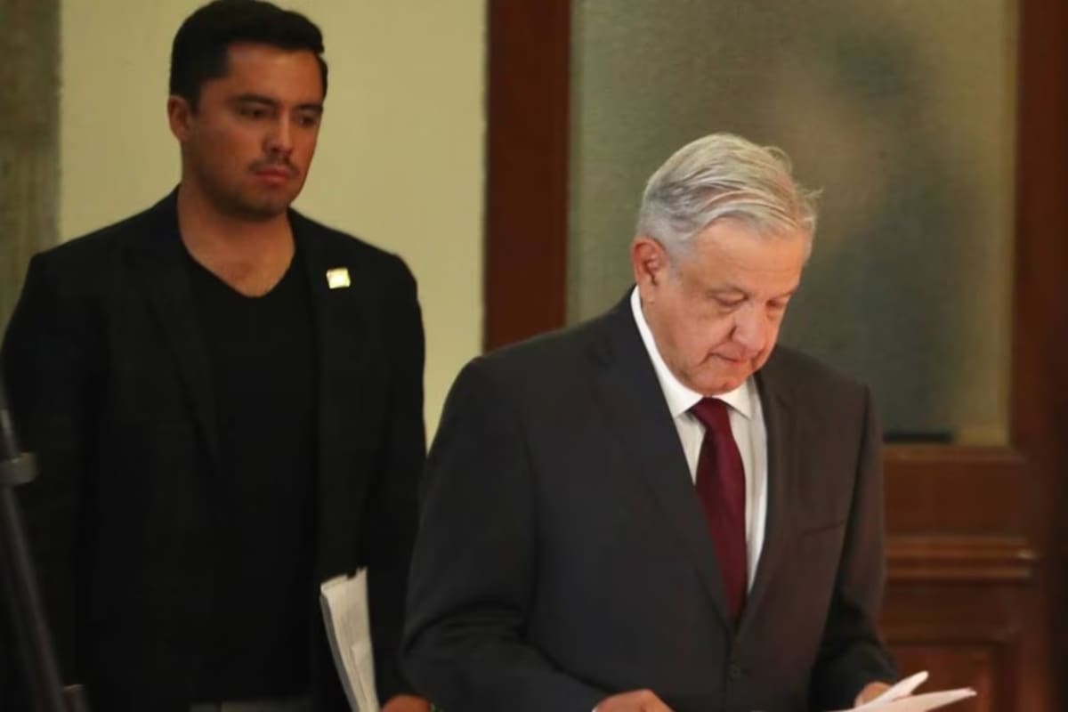 Suman 21 ascensos de exayudantes de AMLO a puestos de alto nivel