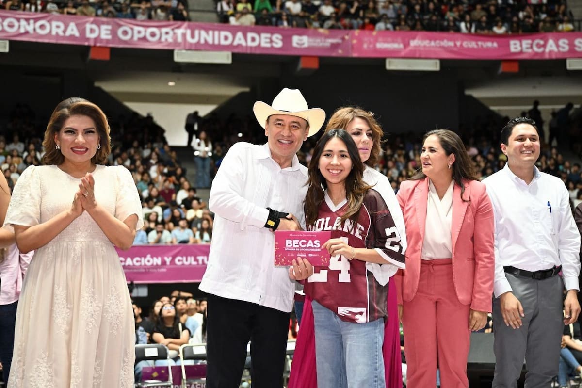 Beca Sonora de Oportunidades: Más de 18 mil estudiantes reciben apoyo económico del gobierno estatal