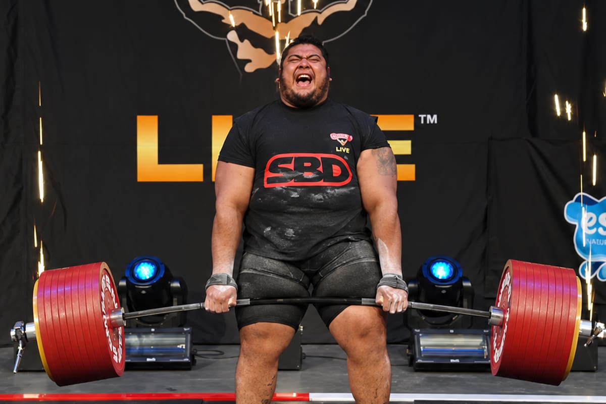 El hombre más fuerte del mundo es mexicano: Raúl Flores levanta 511 kilos en peso muerto y rompe un récord mundial