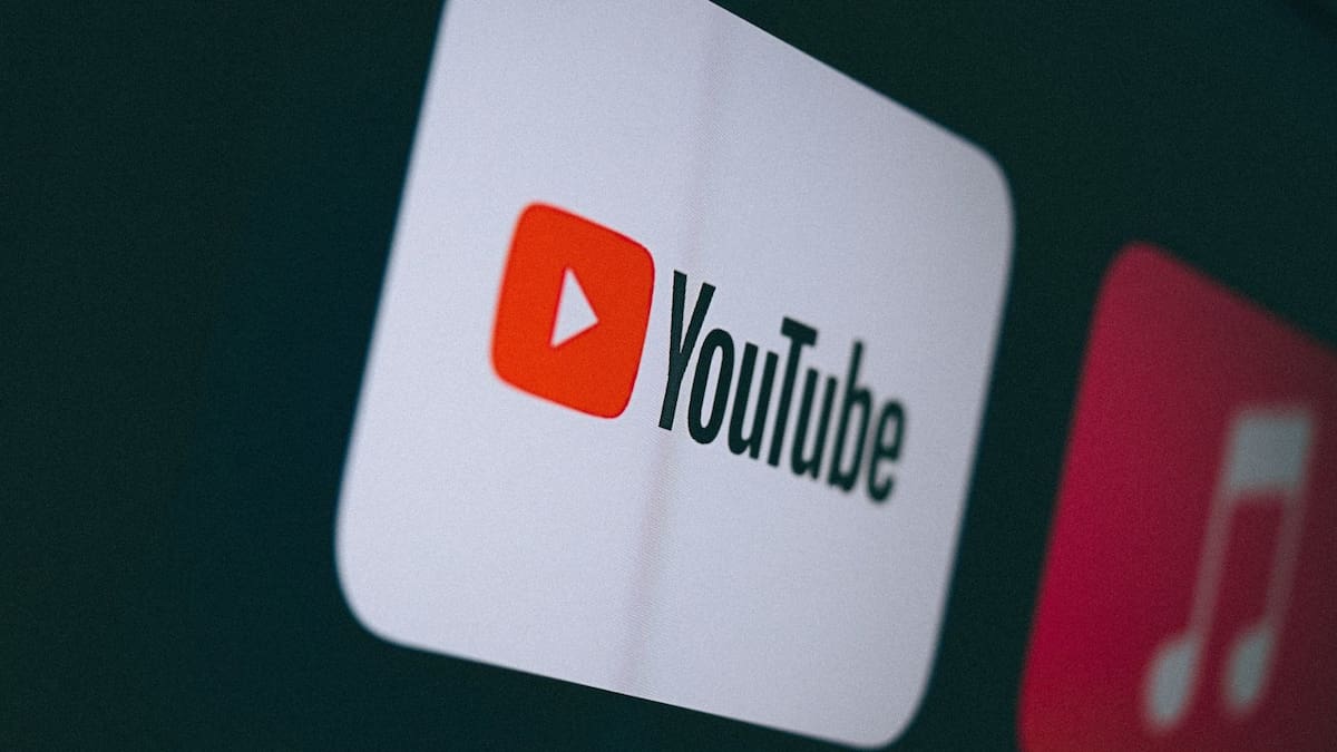 YouTube presenta herramientas para proteger la salud mental y emocional de los jóvenes, junto con políticas de transparencia en el uso de inteligencia artificial