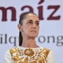 Claudia Sheinbaum asegura que la 4T defiende la libertad de expresión ante críticas por lineamientos para medios