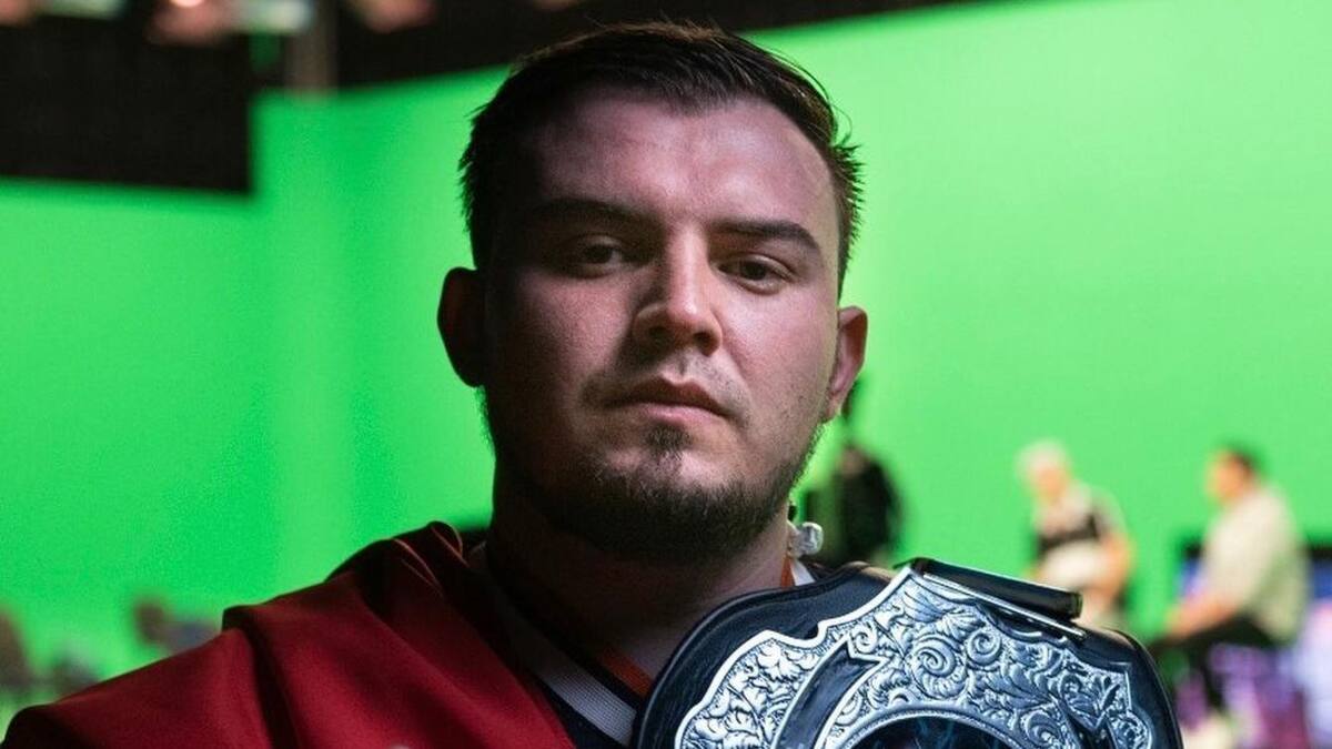 ¡México en la casa! Rapder campeón de la Red Bull Batalla de los Gallos 2020