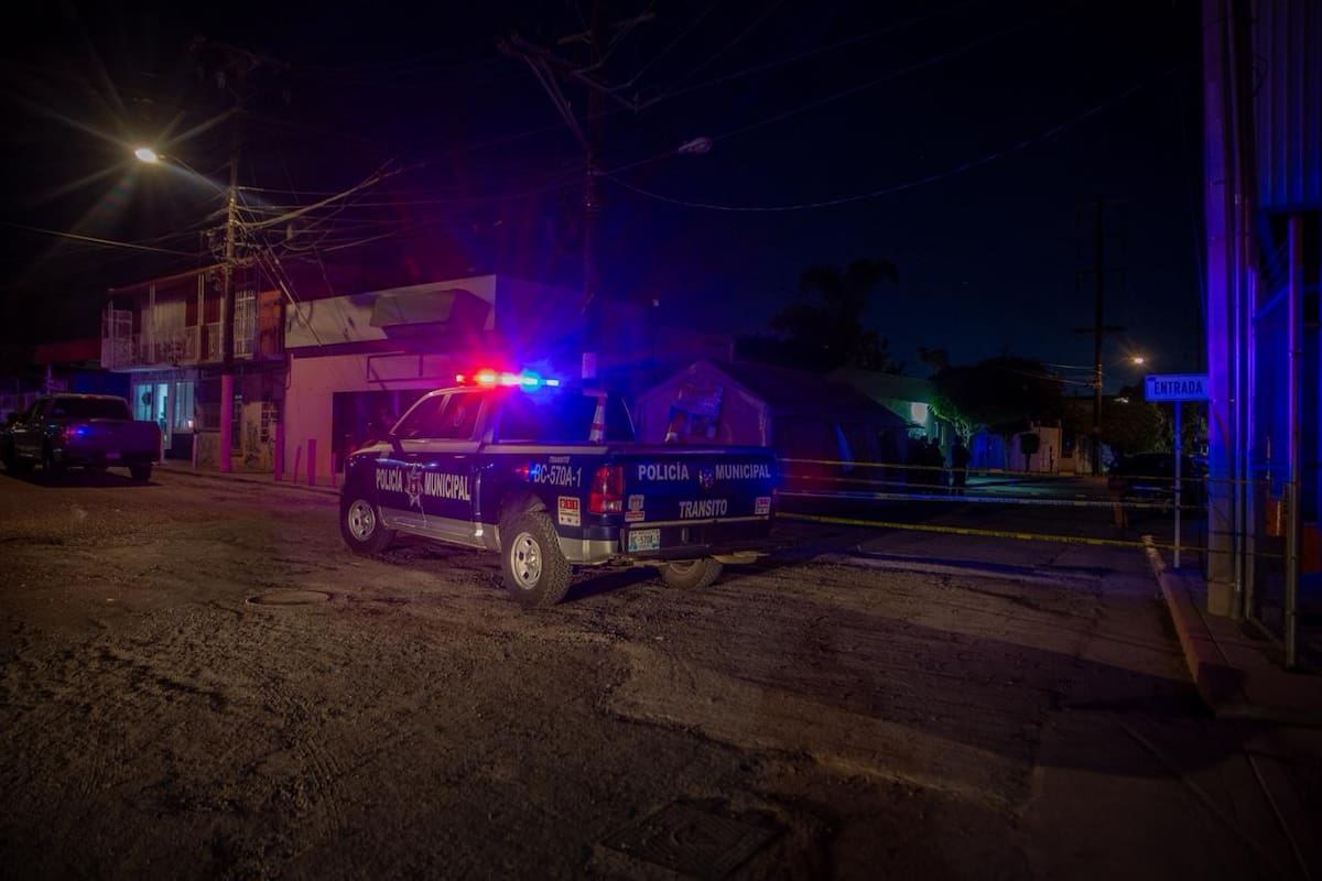 Hombre es asesinado en puesto de mariscos de la colonia Libertad