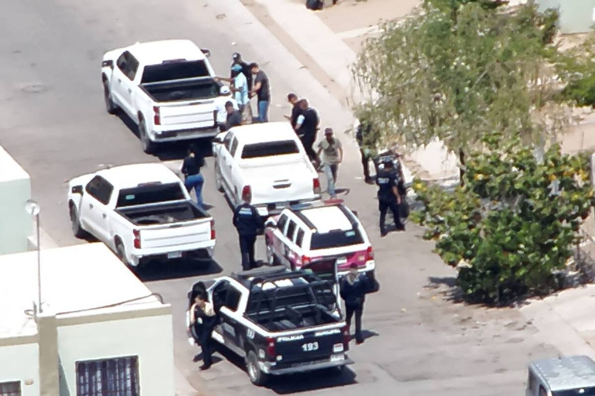 Cae mujer motociclista y tres más con 38 “globitos” de droga en Hermosillo