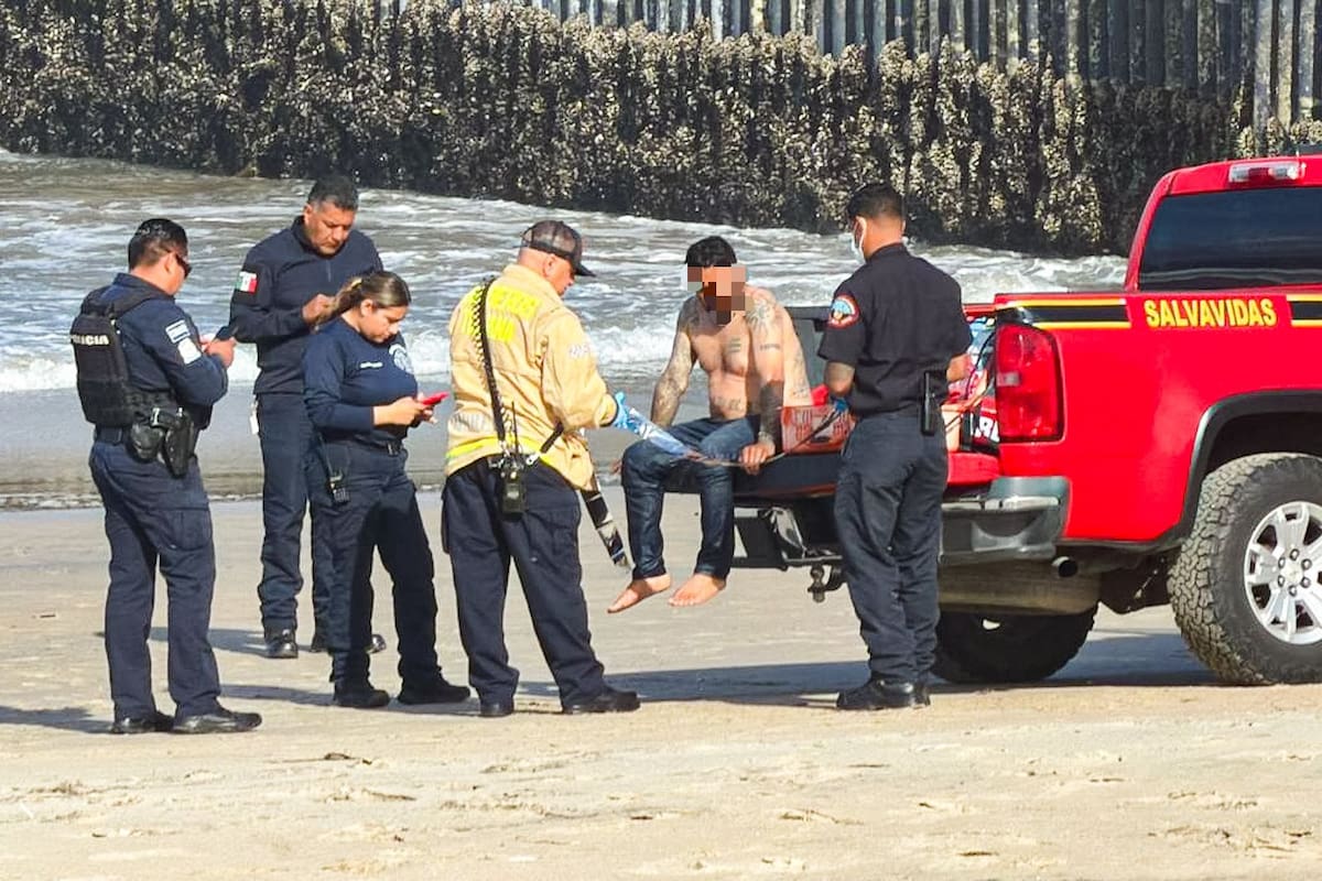 Rescatan a hombre atrapado en muro fronterizo de Playas de Tijuana; suman siete rescates por intentos de cruce irregular