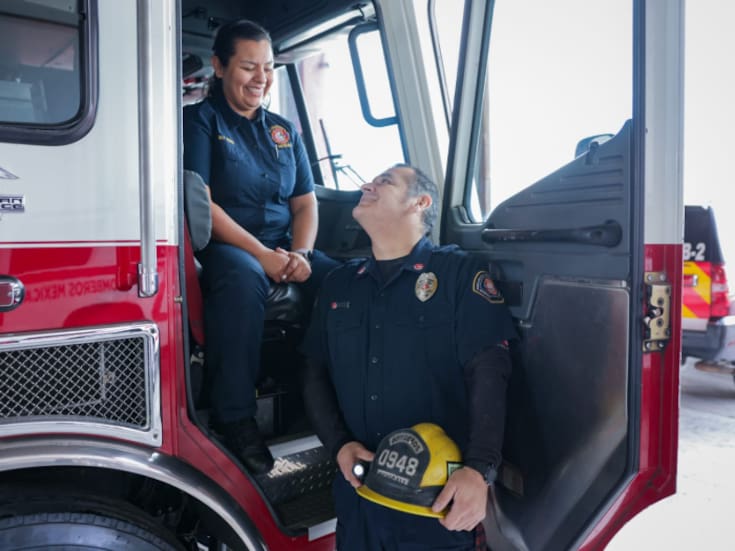 Un amor entre llamas