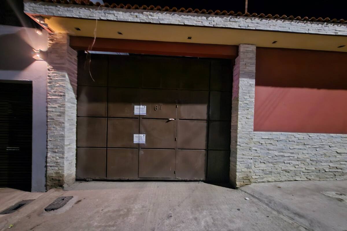 FGE realiza cateo en Tijuana y recupera dos vehículos con reporte de robo