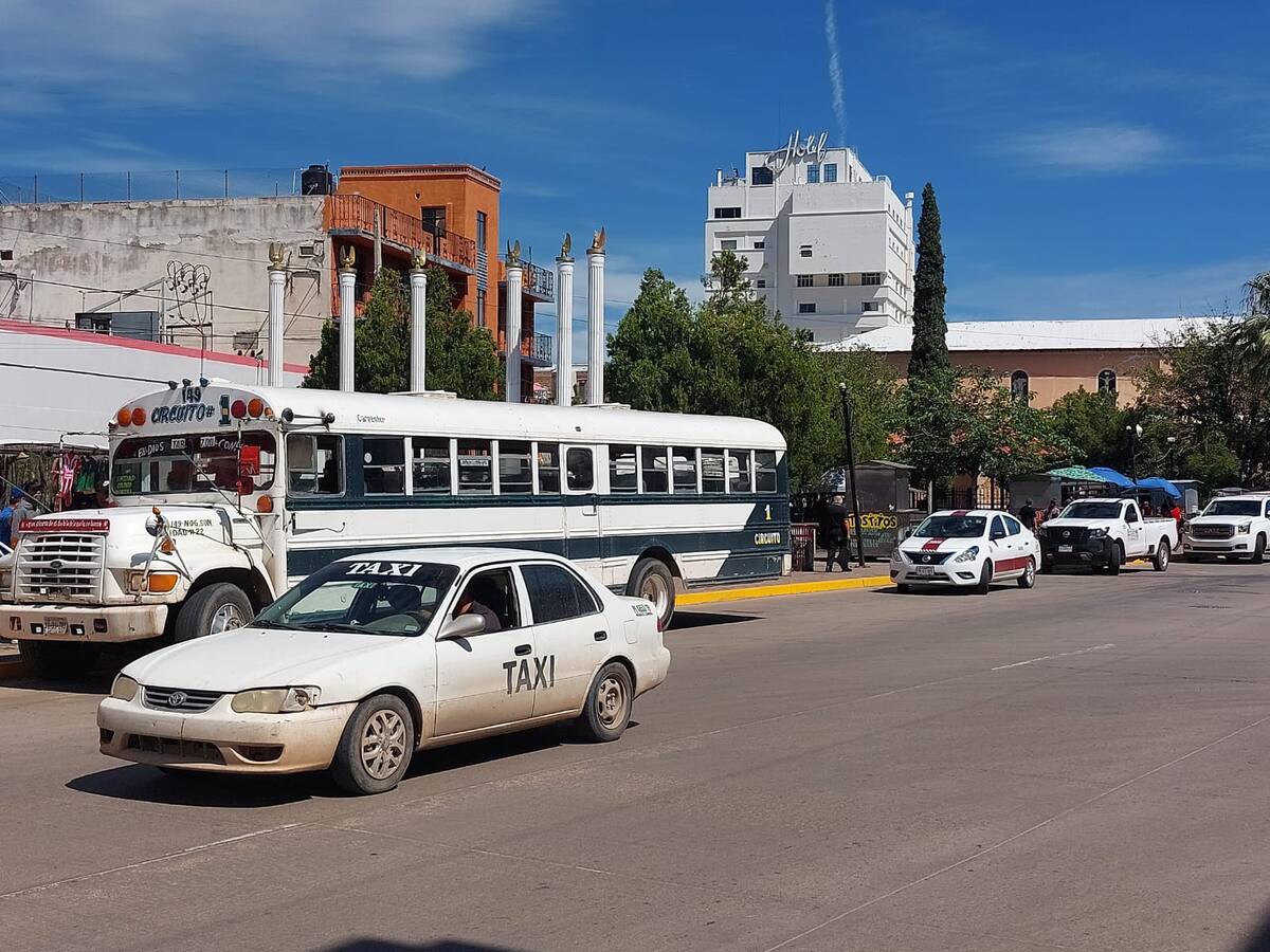 De los taxis y camiones dependen la mayoría de los usuarios del transporte público de Nogales.