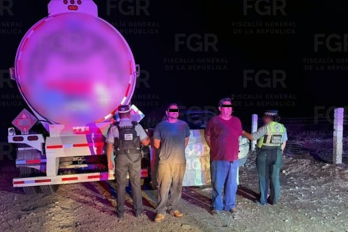 Detienen a dos presuntos “huachicoleros” con 584 litros de diésel en El Centinela