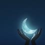 Rituales para la Luna menguante de hoy 9 de julio: es el momento ideal para soltar por completo todas las cosas que ya no necesitas, conectar con tu interior, descansar la mente y hacer una limpieza profunda en casa
