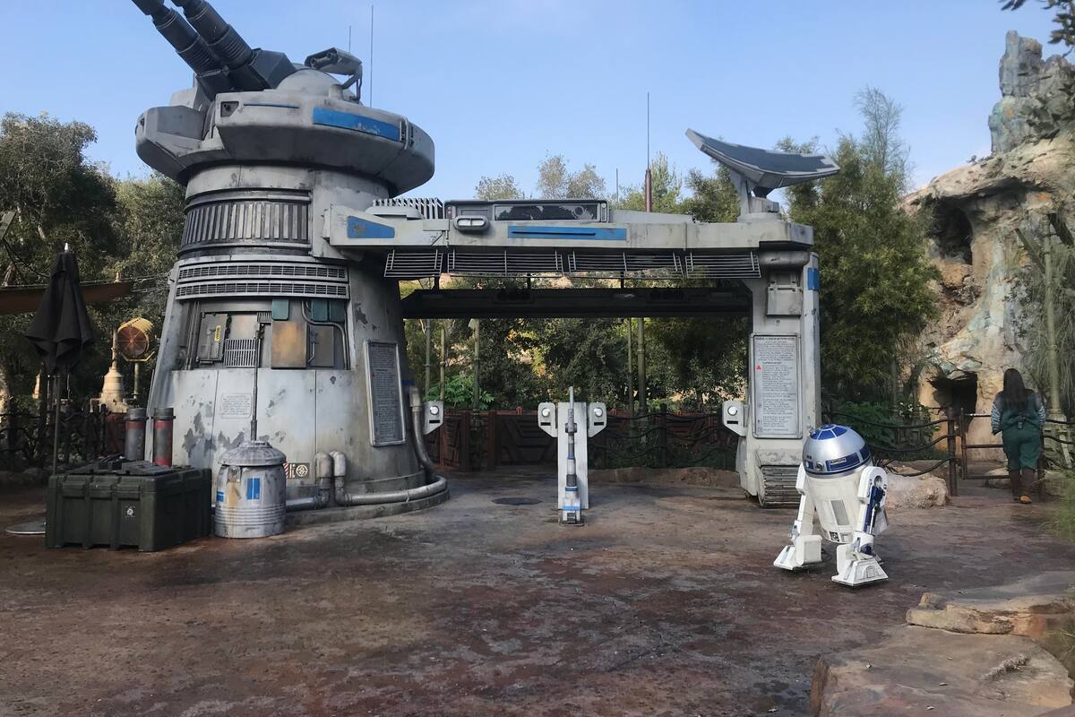 Estrena Disneyland nueva atracción de Star Wars Galaxy' Edge