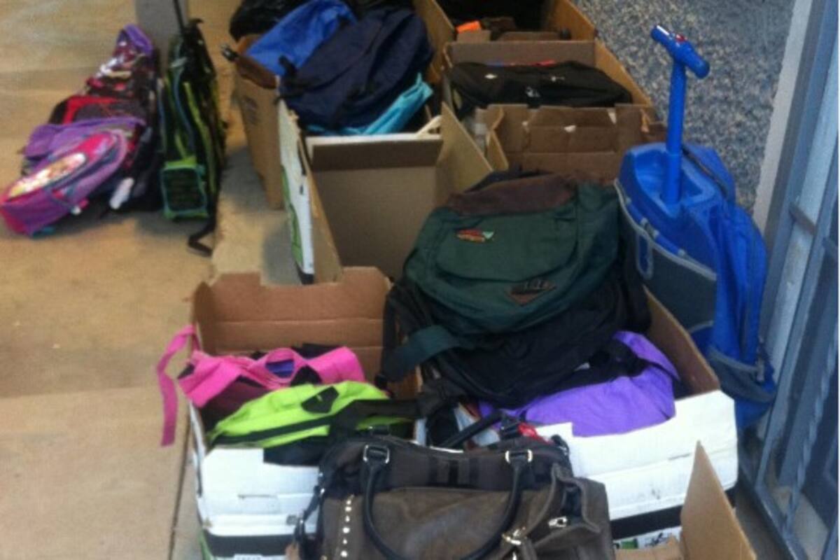 Llaman a donar útiles escolares