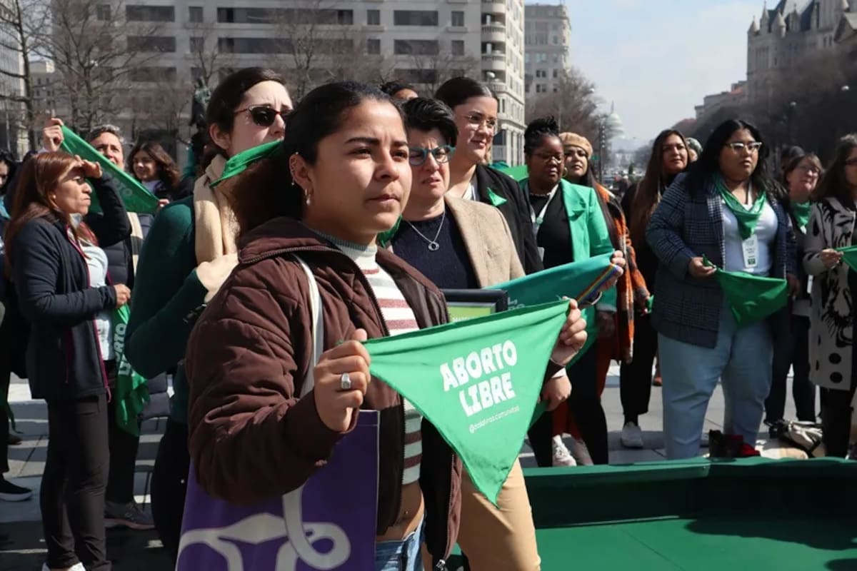 Mujeres en manifestación a favor del aborto en Washington, Estados Unidos. / EFE.