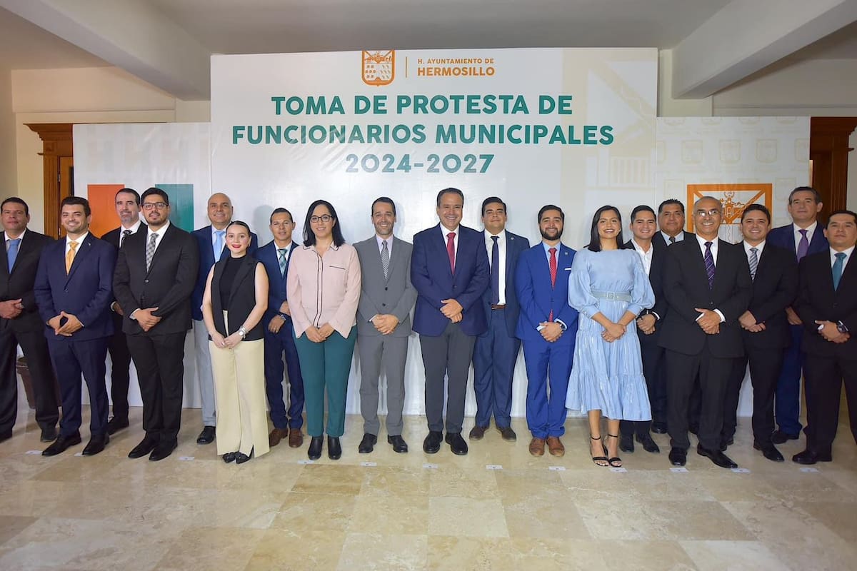 Nombra Antonio Astiazarán a funcionarios municipales 2024-2027