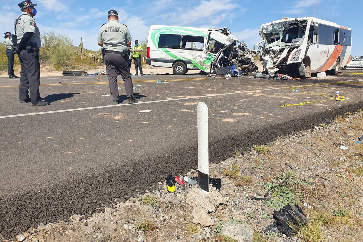 Accidente en Caborca: "Fue choque frontal y todos los pasajeros de la vagoneta murieron"