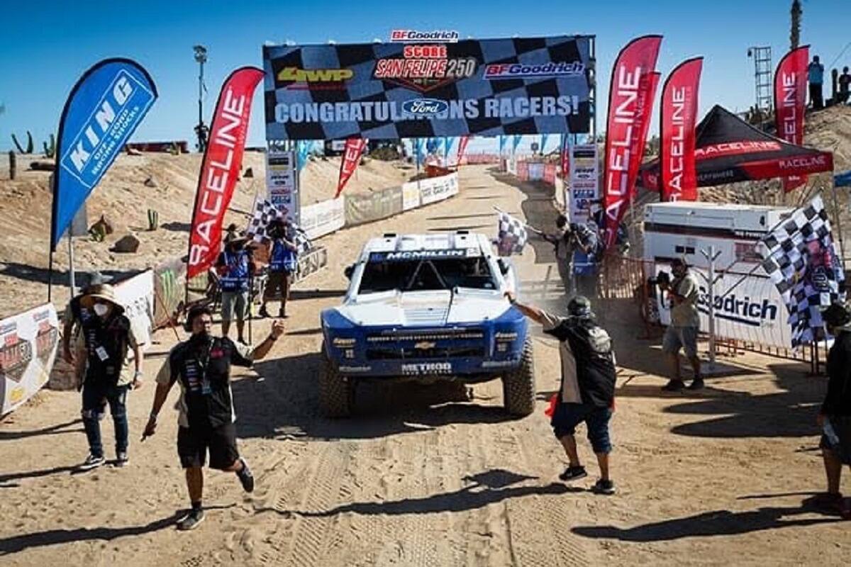 Rugen motores en la Baja 250