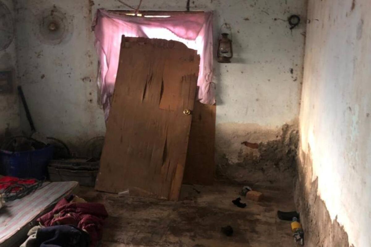 Aseguran narcolaboratorio oculto en sótano en San Ignacio Río Muerto, Sonora